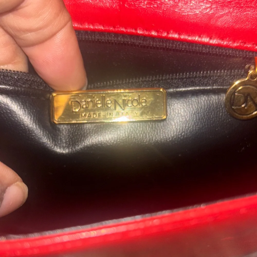 Danielle Nicole Red Crossbody Bag - Picture 3 of 6